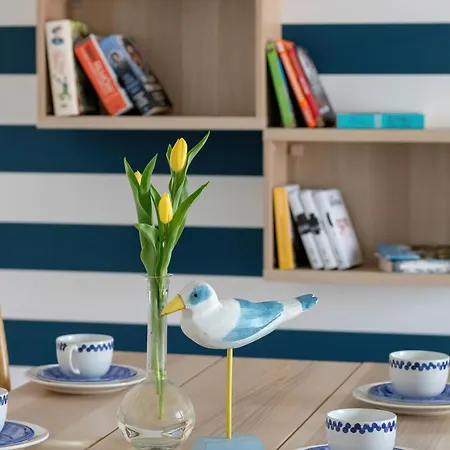 Apartment Sun Seasons 24 Cosy With Parking By Renters