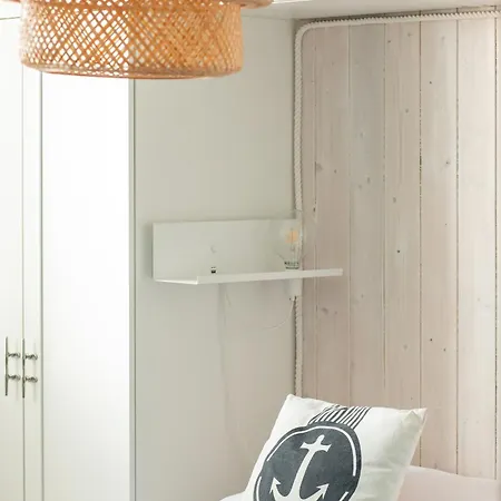 Sun Seasons 24 Cosy With Parking By Renters